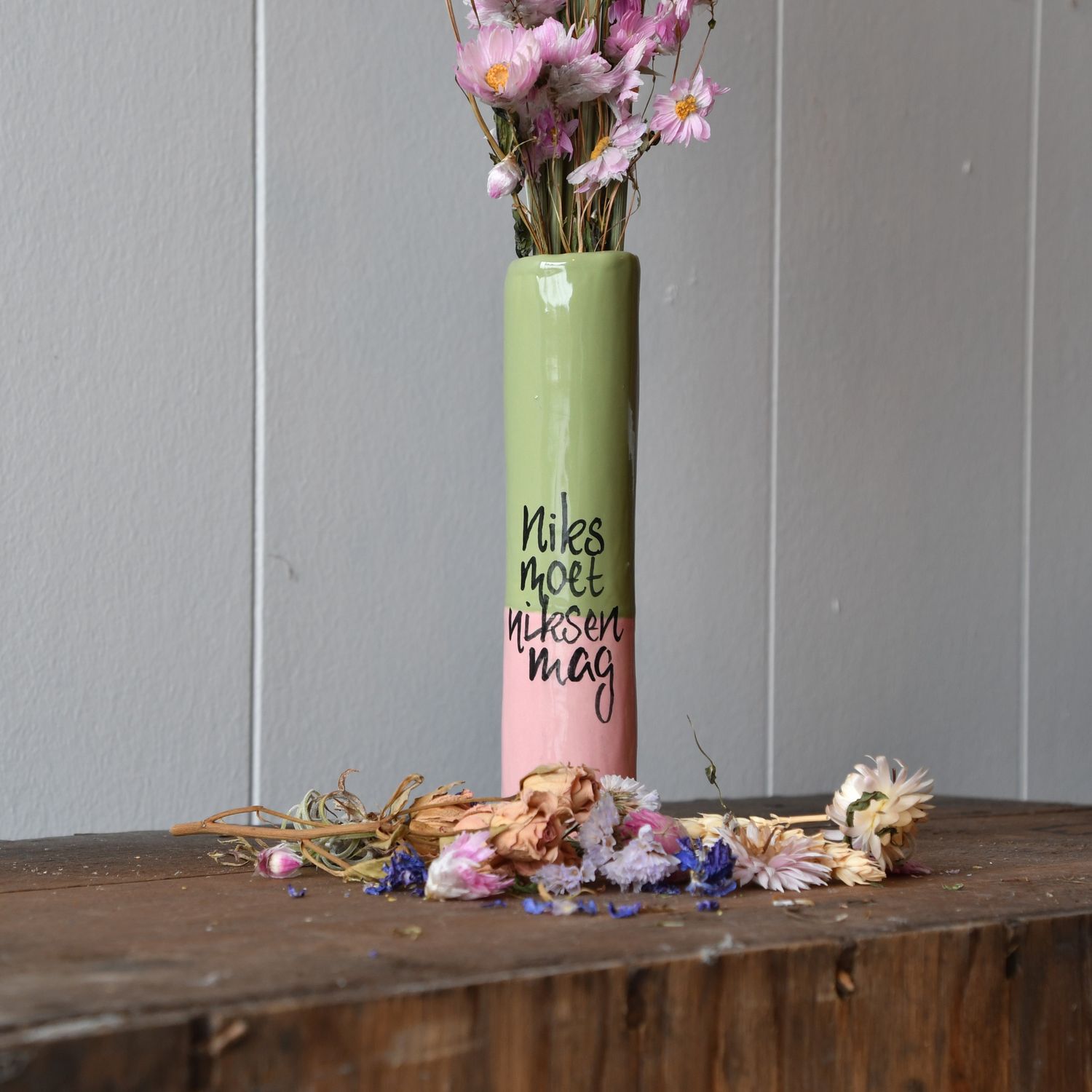 Vaasje: Niks moet...