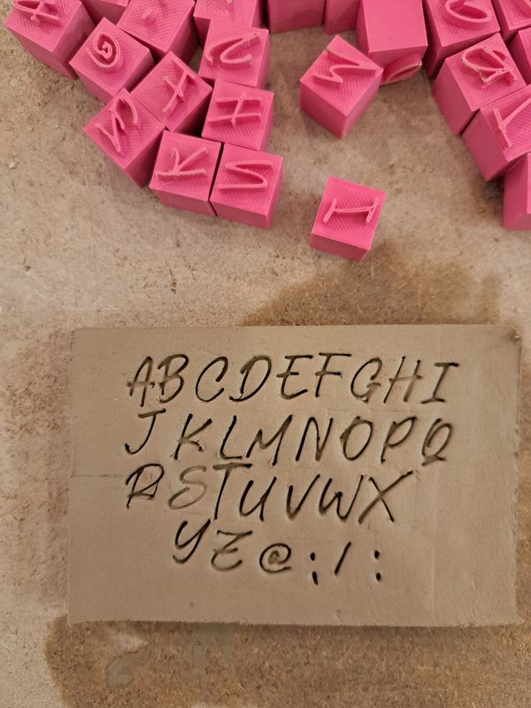 Stempel Alfabet Freehand script hoofdletters 30 stuks