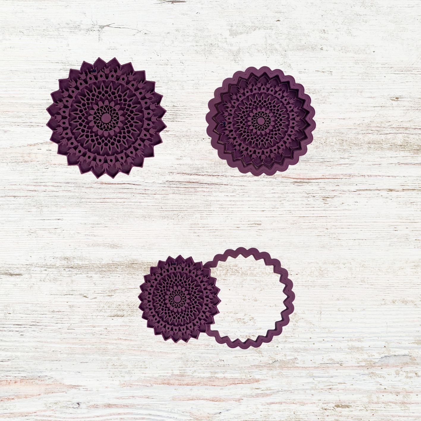 Mandalabloem C met uitsteekvorm 9 cm Mandalabloem C met uitsteekvorm 9 cm