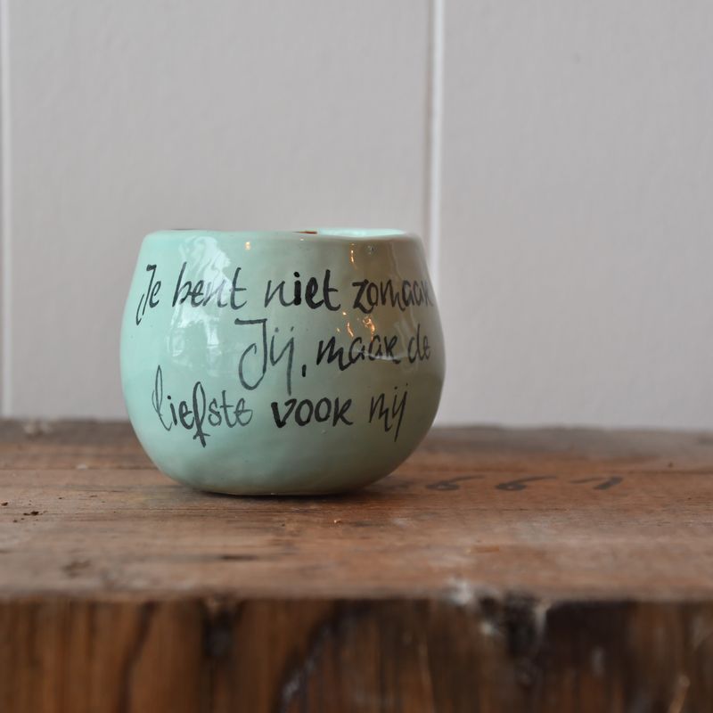 Kaarsje: je bent niet ...