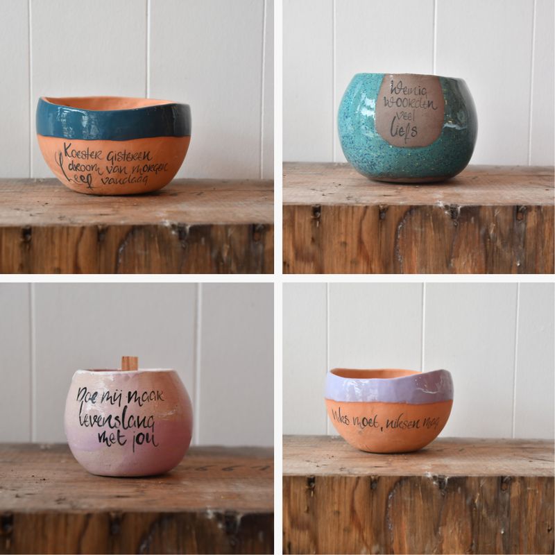 bol in keramiek opgevuld met kaars met tekst naar keuze