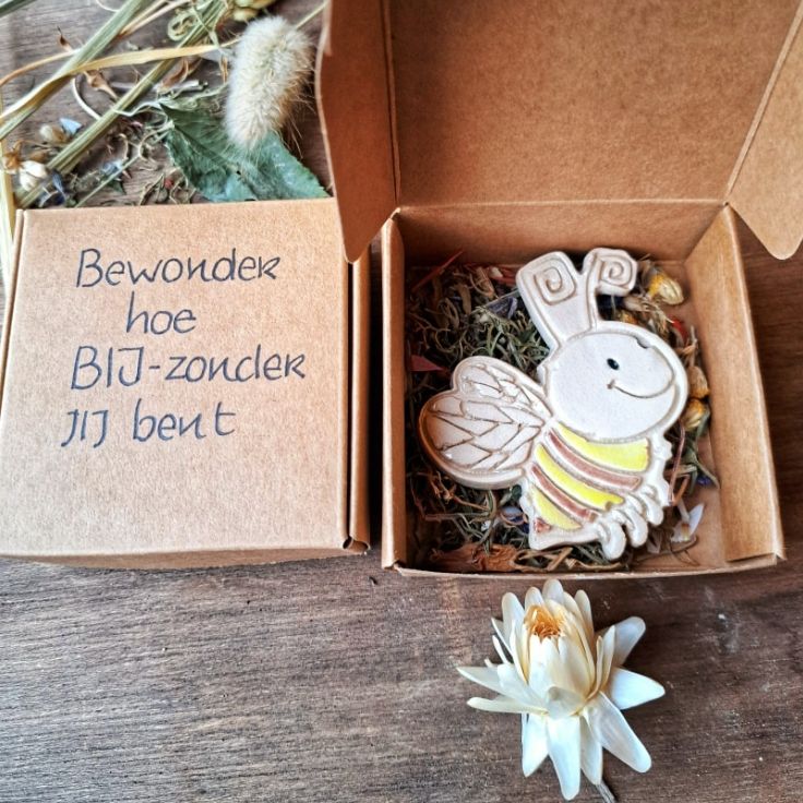 Bewonder hoe bij-zonder jij bent.