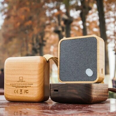 MI SQUARE Pocket Speaker - Walnut Wood