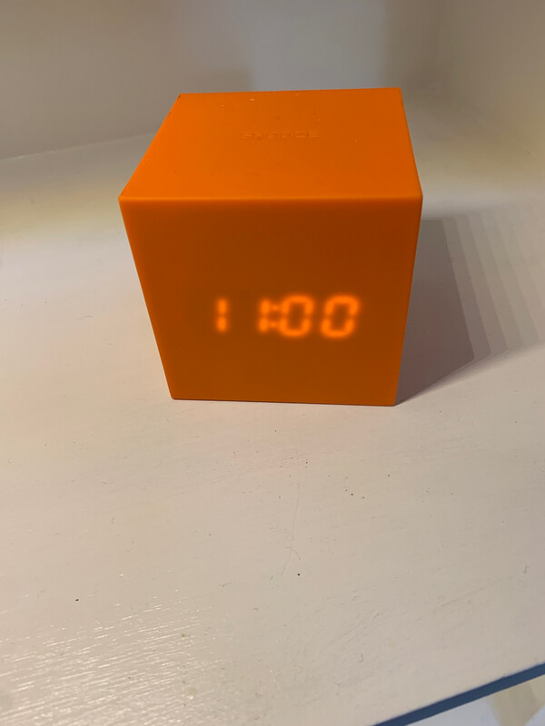 Gravity Cube Click Clock - Orange