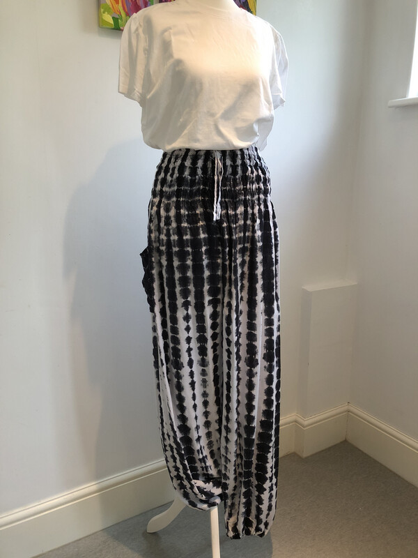 Bali Style Trousers - Grey and White