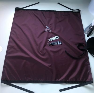 Top Notch Tails Tail Square