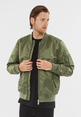 Мужская демисезонная куртка-бомбер МА-1 Welder Jacket Light Olive от бренда Vintage Industries