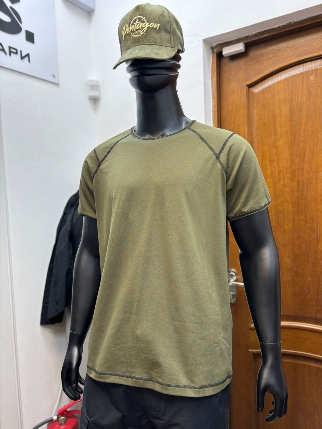 Мужская футболка Khaki T-hub