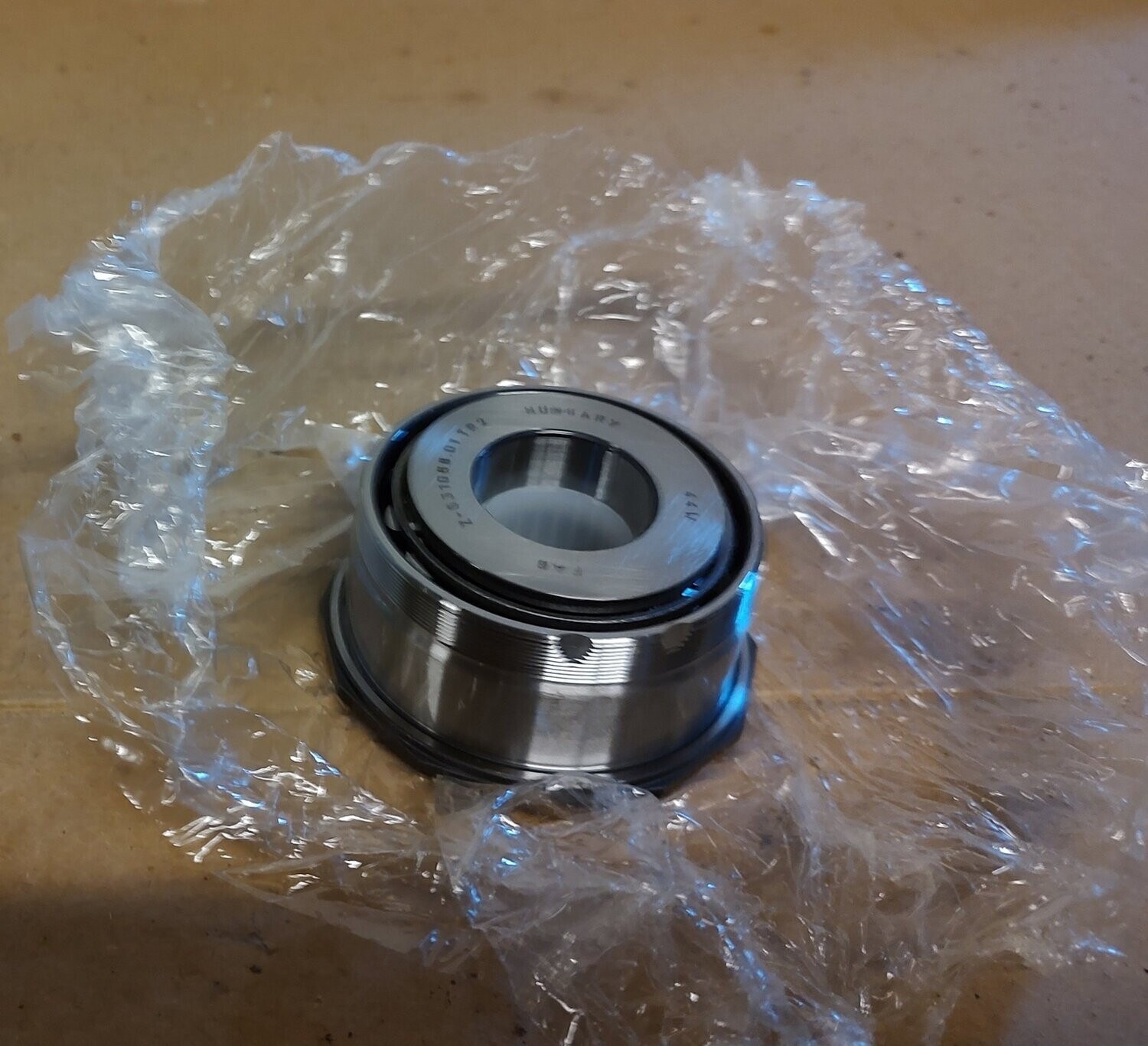 VW T3 Getriebelager Doppelkegelrollenlager INA 712142710
