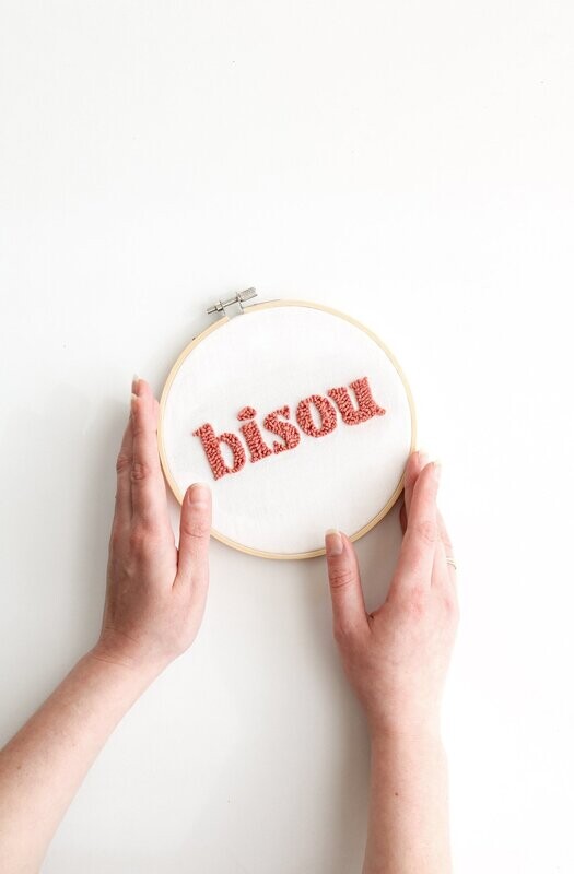 Broderie "bisou"