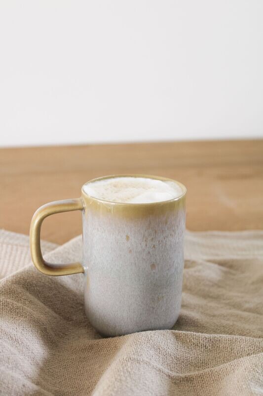 Tasse grès jaune beige