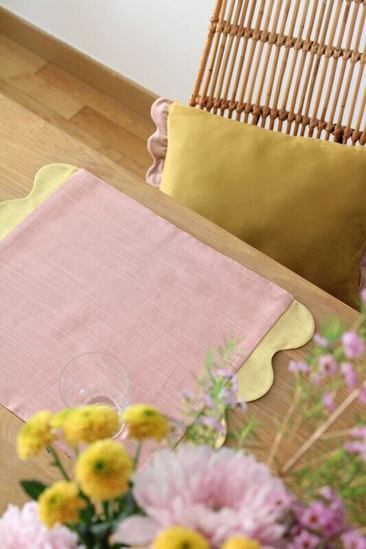 Set wavy rose