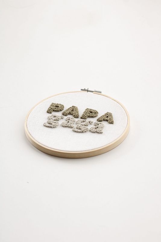 Broderie papa gaga