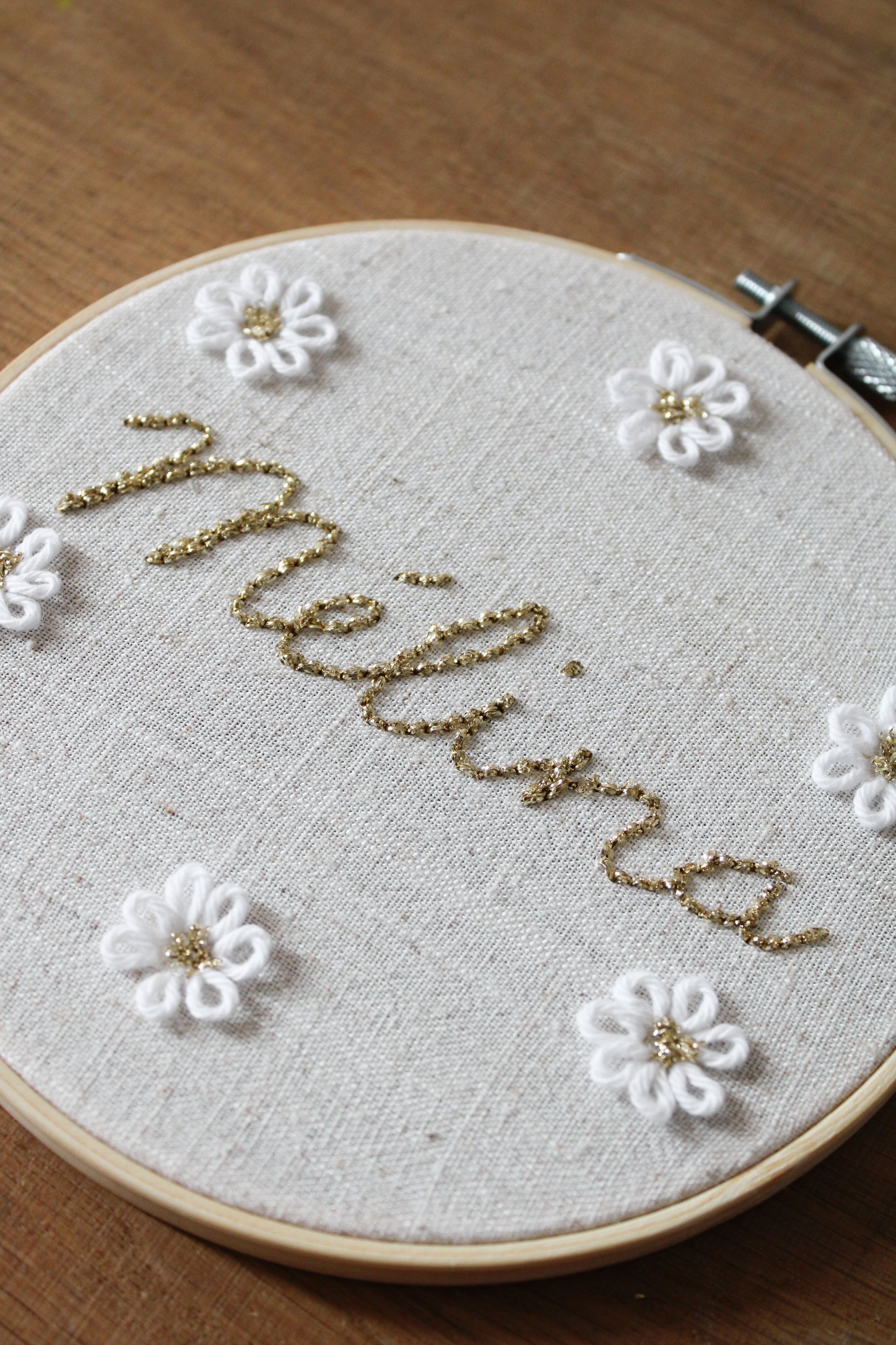 Tambourin personnalisé broderie dorée