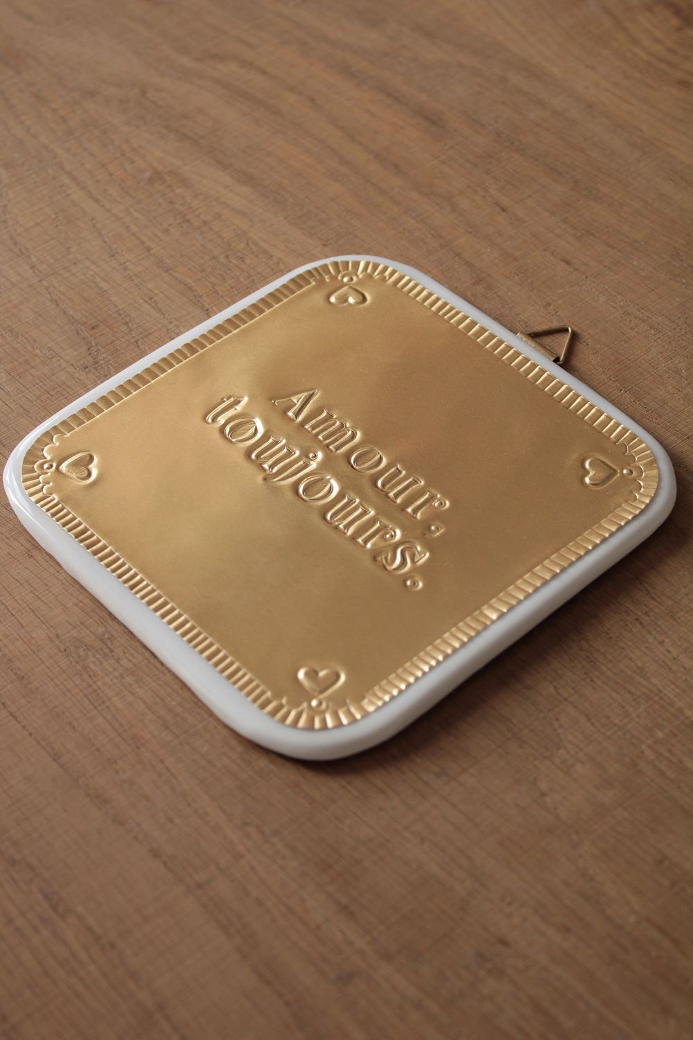 Bijou mural amour toujours