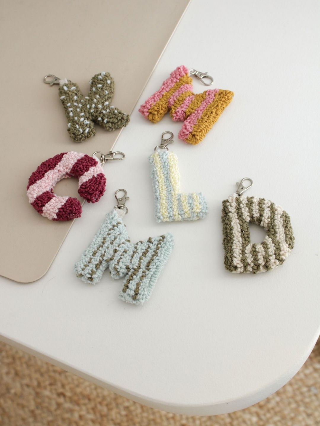 Porte-clés personnalisé punch needle Porte-clés personnalisé punch needle