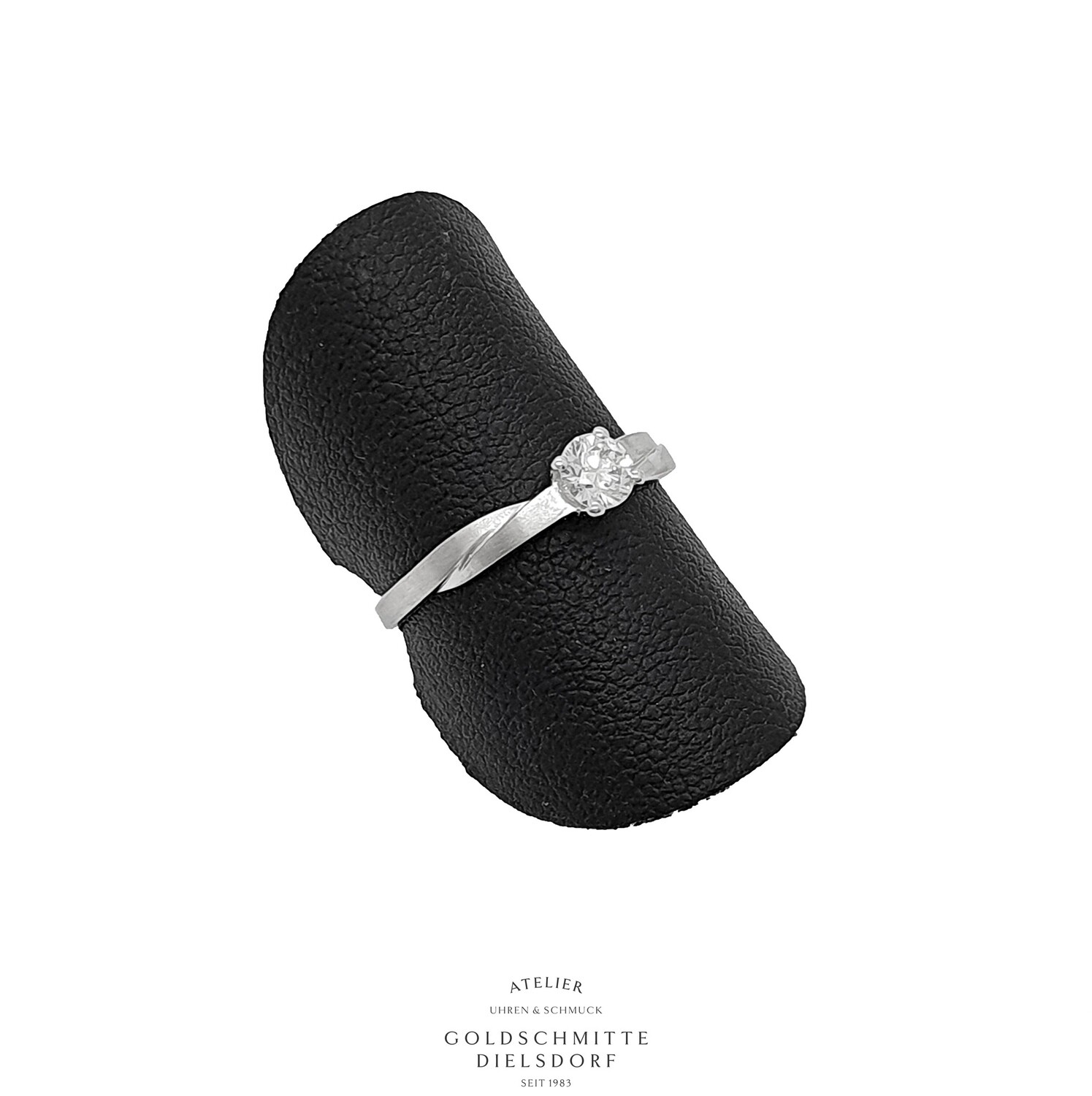 Solitär Ring mit 1 Brillant Weissgold 750