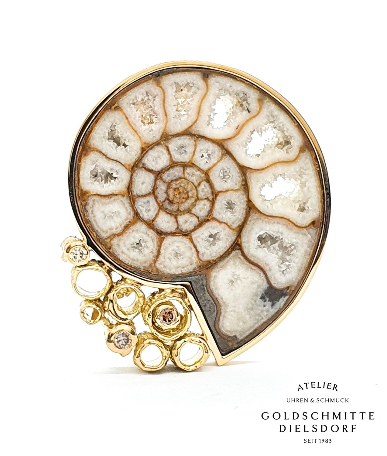 Anhänger Gelbgold 750 mit Ammonit