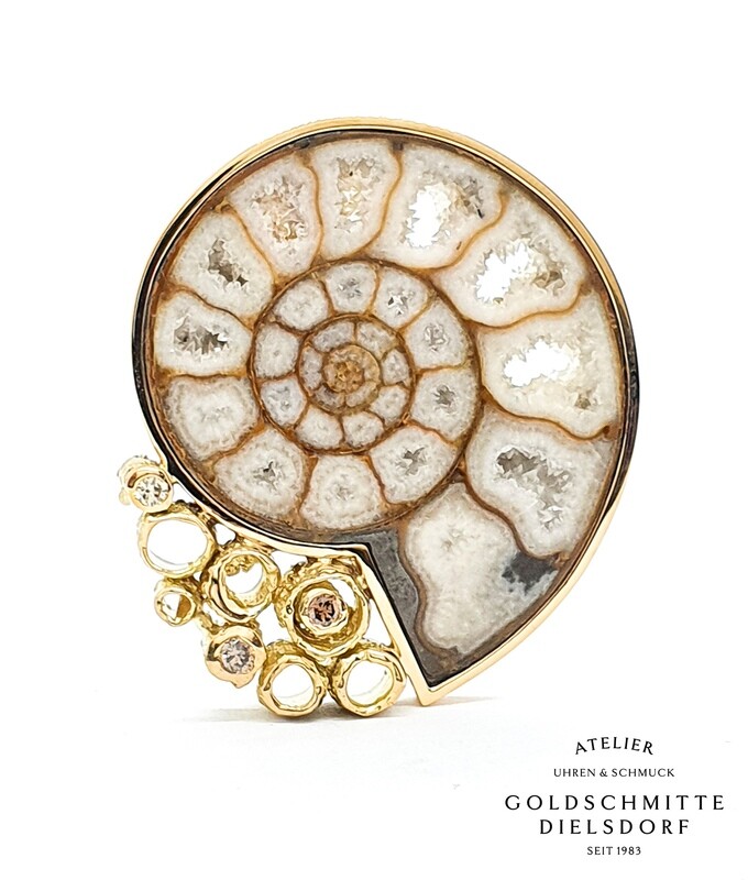 Anhänger Gelbgold 750 mit Ammonit