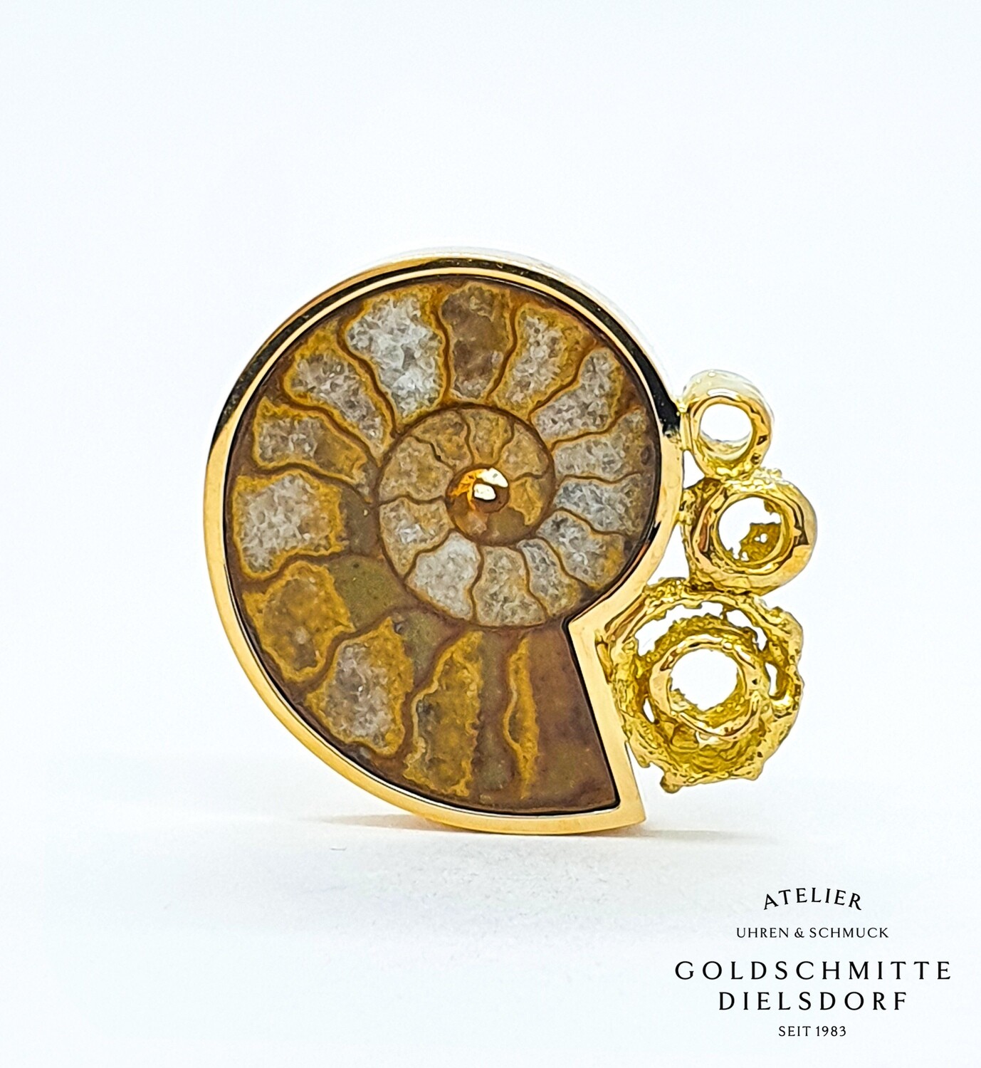 Anhänger Gelbgold 750 mit Ammonit