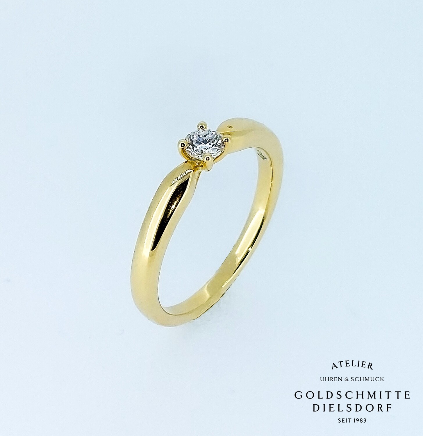 Solitär Ring mit 1 Brillant Gelbgold 750