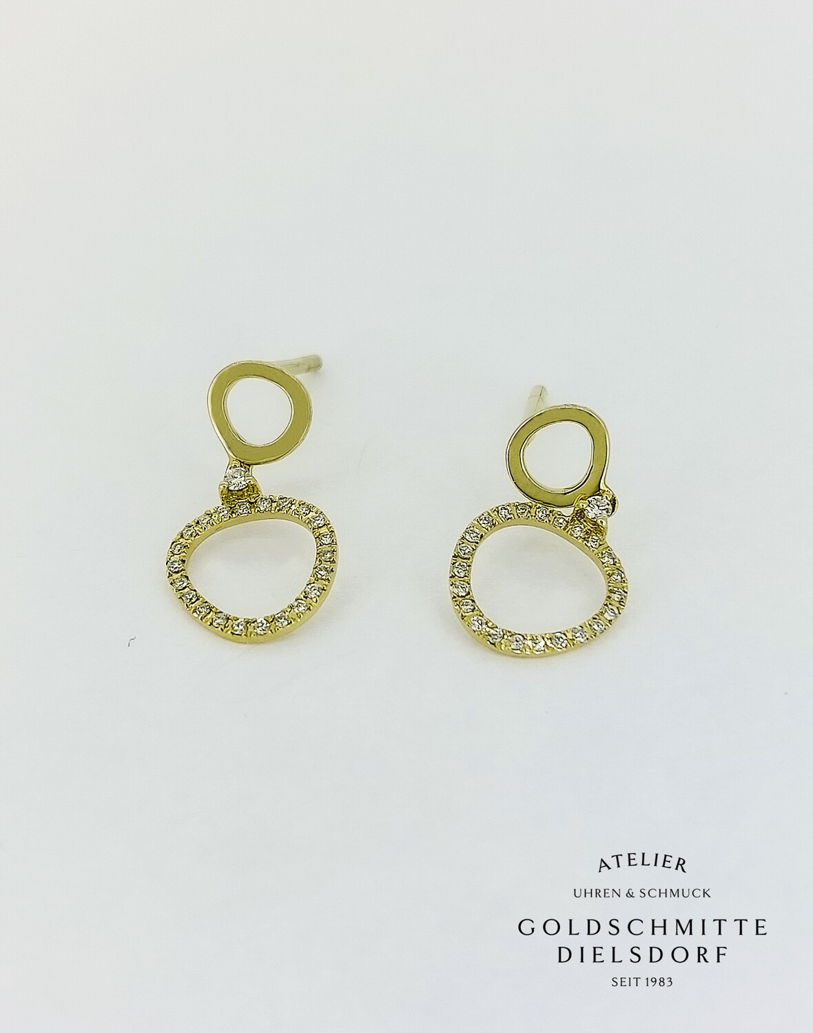 Ohrhänger Gelbgold 750 mit 48 Brillanten Ohrhänger Gelbgold 750 mit 48 Brillanten