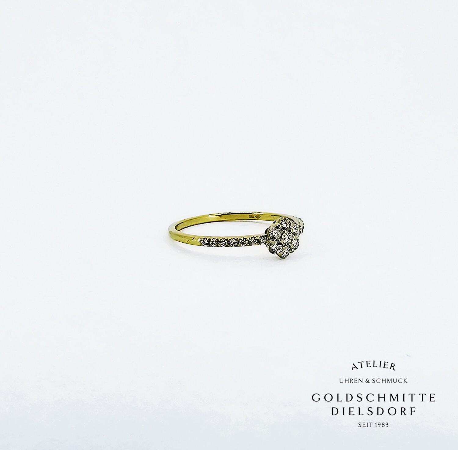 Solitär Ring mit 21 Brillanten Gelbgold 750