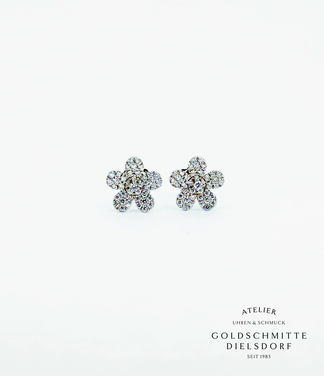 Ohrstecker Blumenmotiv Weissgold 750 mit Brillanten