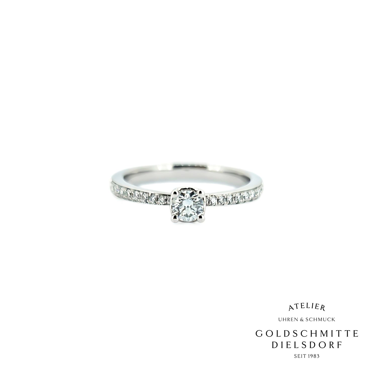 Solitär Ring mit 19 Brillanten Weissgold 750