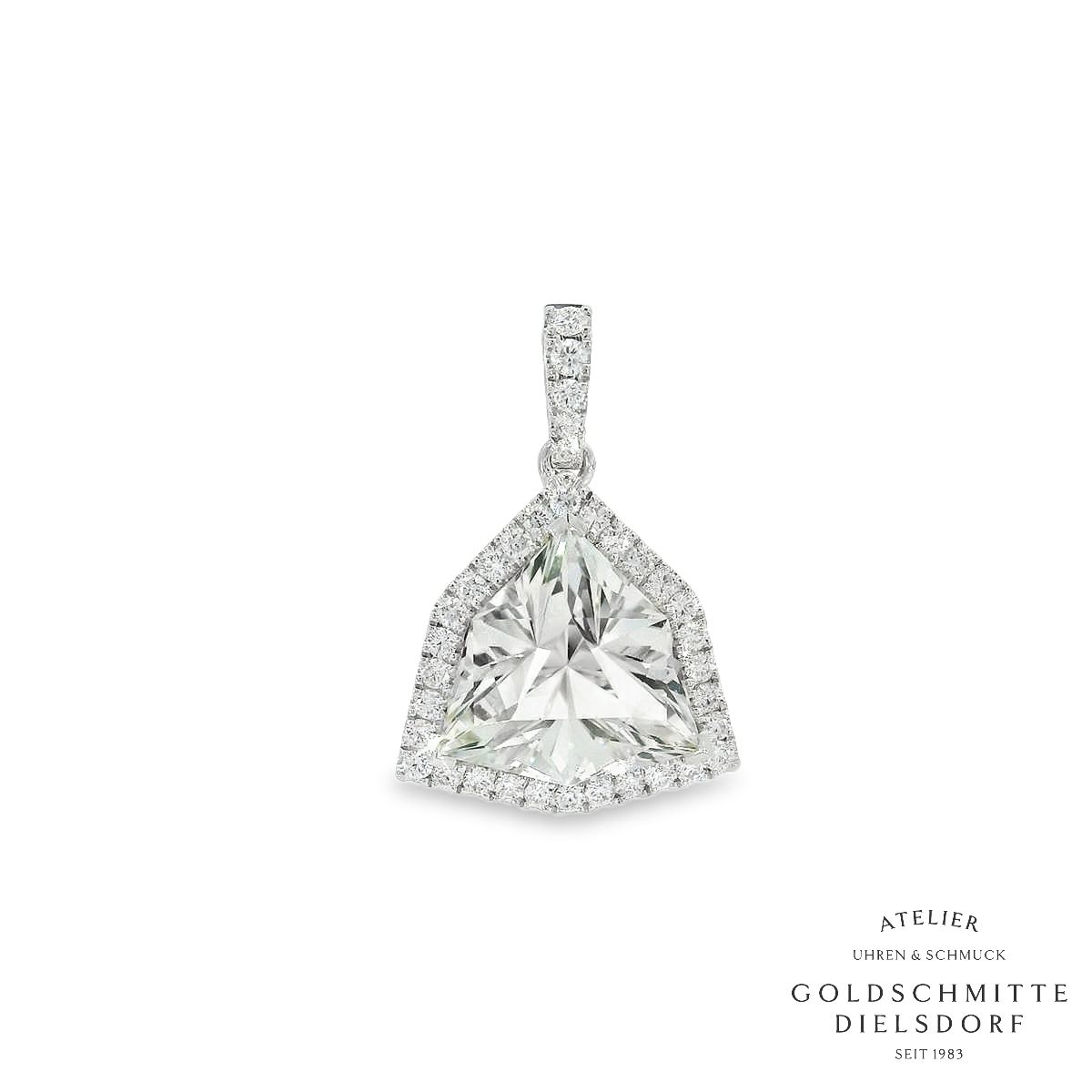 Anhänger aus 750 Weissgold – weisser Topas mit Brillantentourage