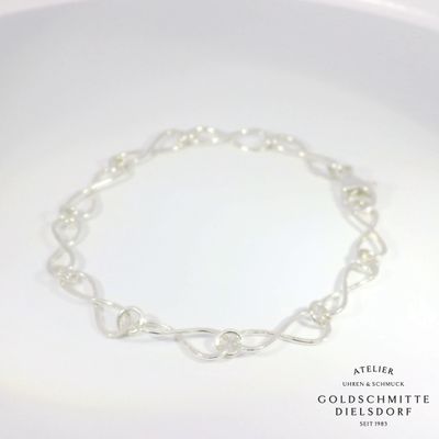 Fantasie-Armband in Silber 925 – Infinity Design Fantasie-Armband in Silber 925 – Infinity Design
