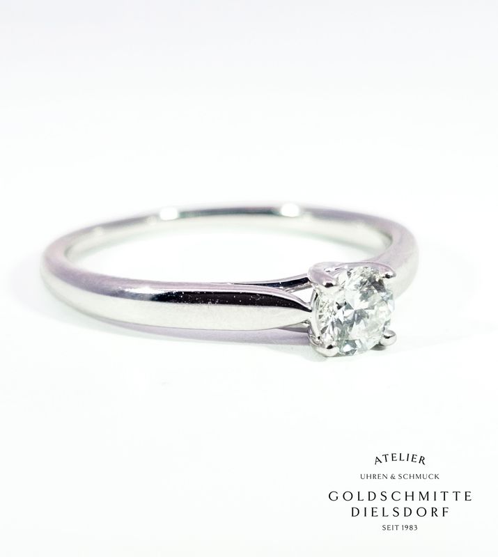 Solitär Ring mit Brillant in Weissgold 750