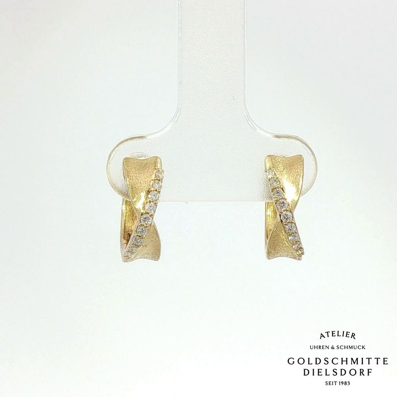 Scharniercreolen Gelbgold 750 mit Brillanten 0.13 ct. Scharniercreolen Gelbgold 750 mit Brillanten 0.13 ct.