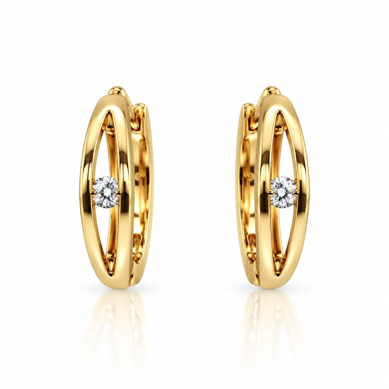 Elegante Scharniercreolen aus Gelbgold 750 mit schwebenden Brillanten Elegante Scharniercreolen aus Gelbgold 750 mit schwebenden Brillanten