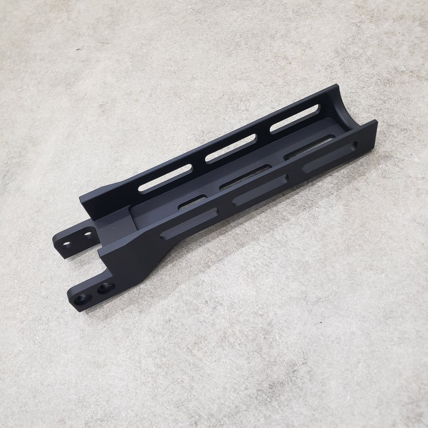 Raptor Chassis Short Handguard