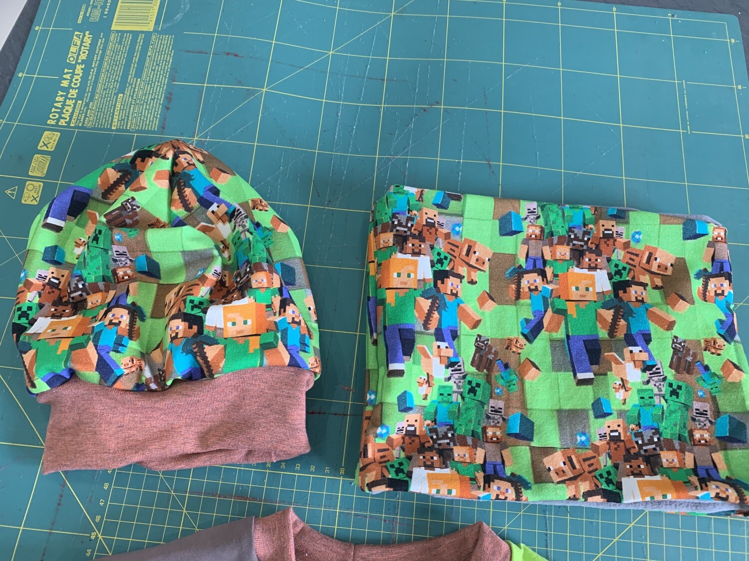 Mütze mit Buff/Snood im Set