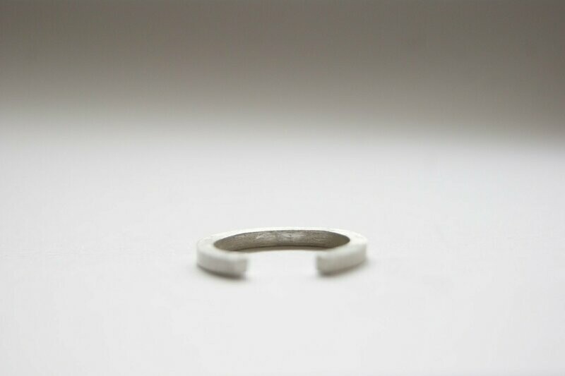 Anillo HERRADURA