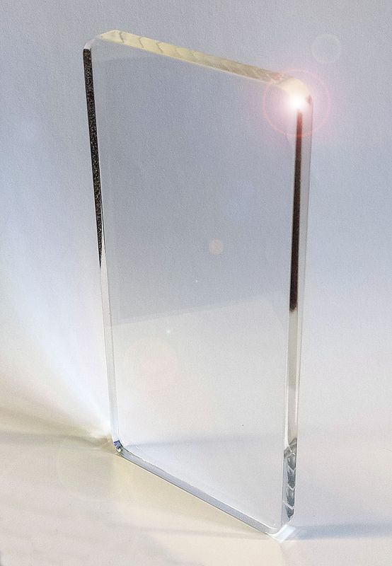 NoMoPhone - No More Phone lo &quot;smartphone&quot; che disintossica dallo smartphone.