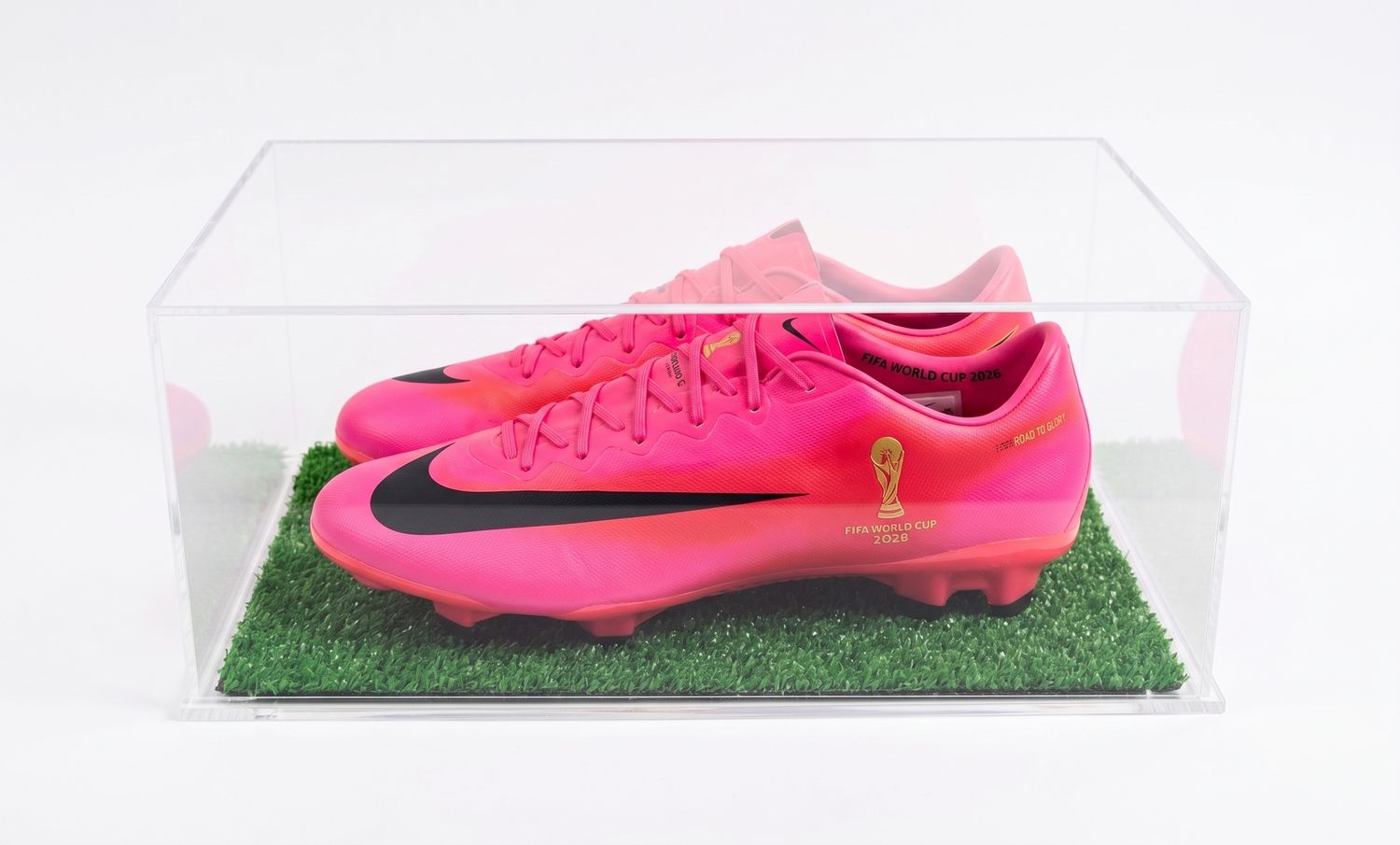 Teca - vetrina per scarpe, scarpini da calcio, football in PLEXIGLASS con prato ESCLUSIVA!
