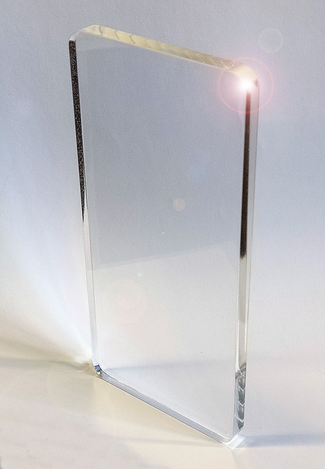 NoMoPhone - No More Phone lo "smartphone" che disintossica dallo smartphone.