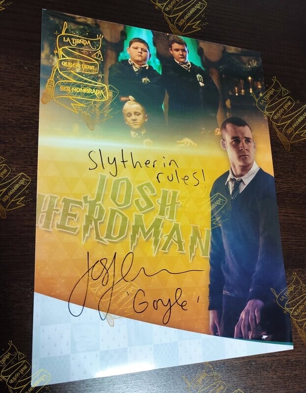FOTOGRAFIA FIRMADA POR GREGORY GOYLE (JOSH HERDMAN)