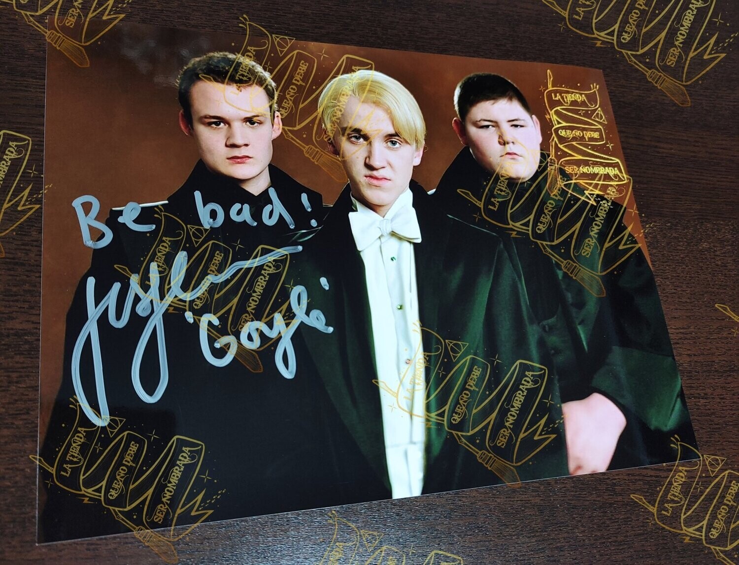 FOTOGRAFIA FIRMADA POR GREGORY GOYLE (JOSH HERDMAN)