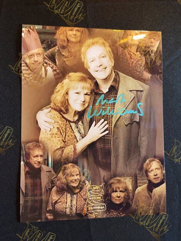 FOTOGRAFIA FIRMADA POR ARTHUR WEASLEY (MARK WILLIAMS)