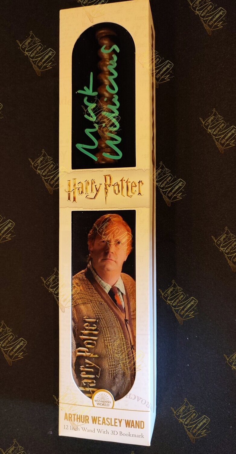 VARITA ARTHUR WEASLEY FIRMADA POR (MARK WILLIAMS)