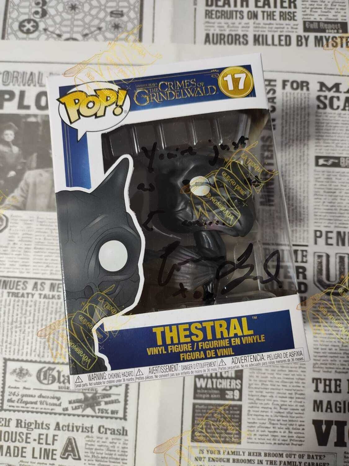 FUNKO THESTRAL POP Nº17 FIRMADO POR LUNA LOVEGOOD (EVANNA LYNCH)