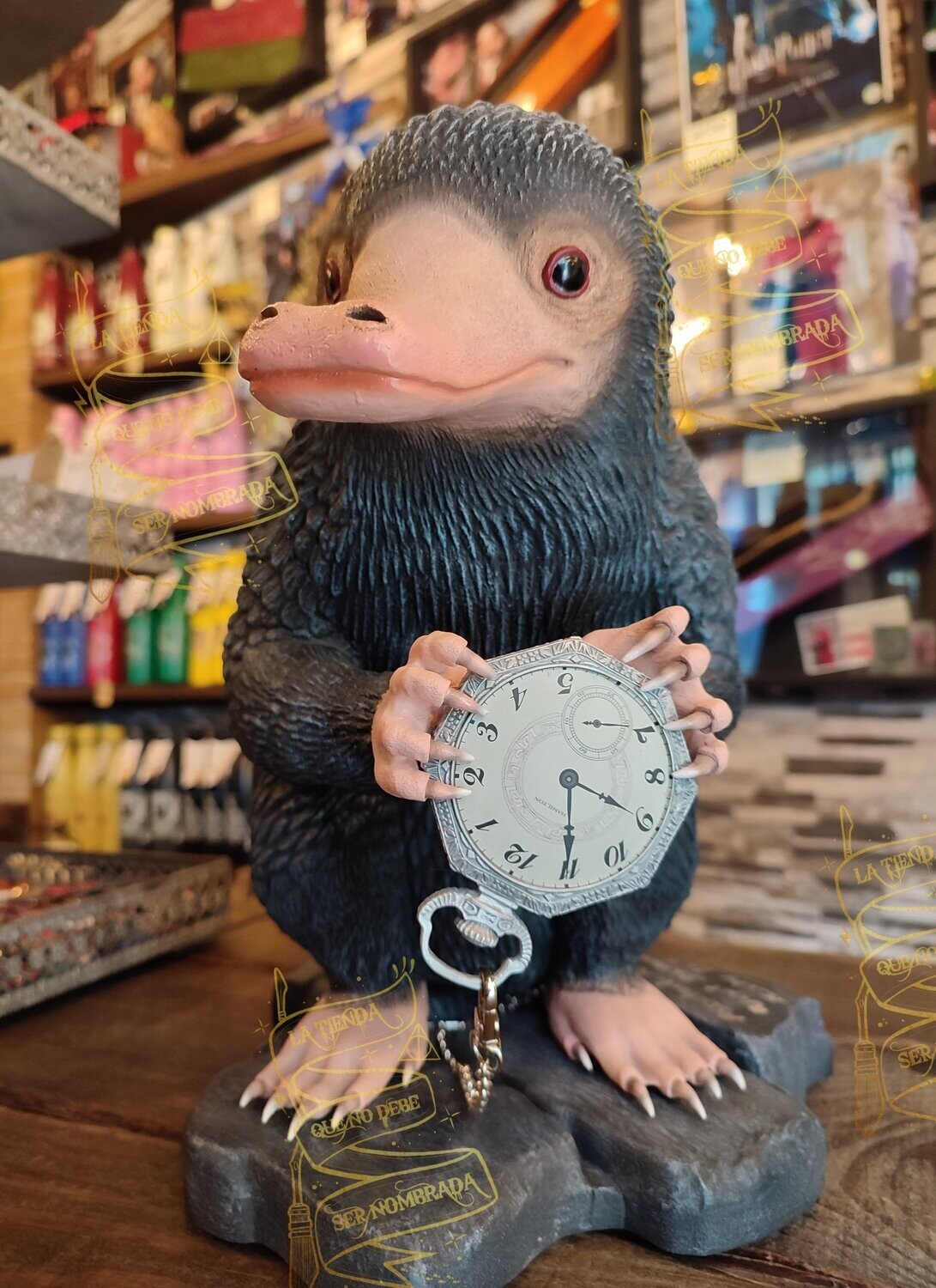 ESCULTURA EXCLUSIVA NIFFLER FIRMADA POR BUNTY (VICTORIA YEATES)