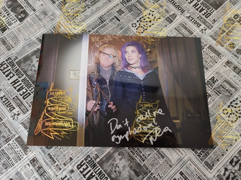 FOTOGRAFIA NYMPHADORA & ALASTOR MOODY FIRMADA POR NYMPHADORA TONKS (NATALIA TENA)
