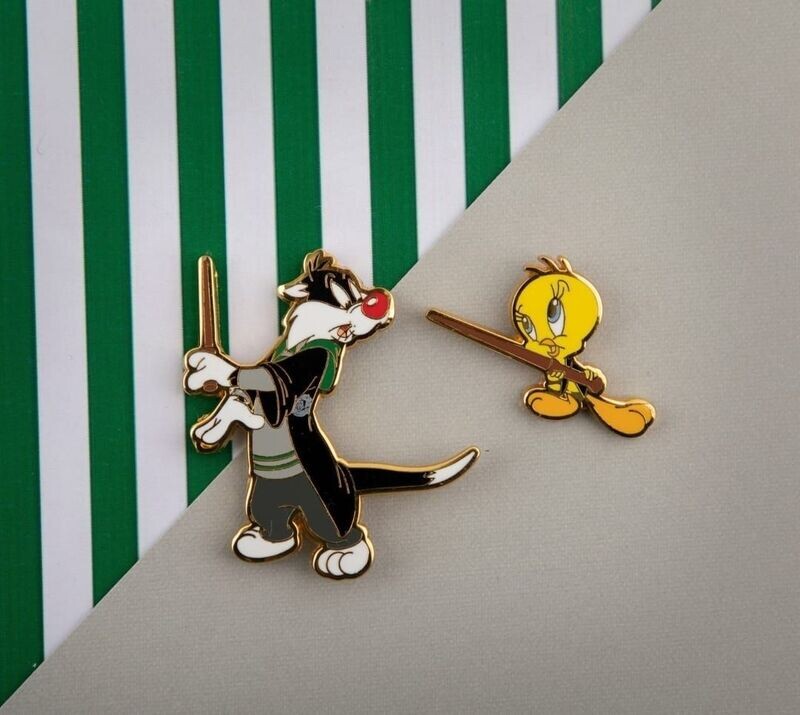SET PINS LOONEY TUNES HOGWARTS 100º ANIVERSARIO WB HARRY POTTER