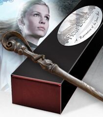 VARITA FLEUR DELACOUR C/PINZA HARRY POTTER NOBLE COLLECTION