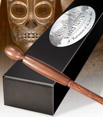 VARITA DEATH EATER BROWN C/PINZA HARRY POTTER NOBLE COLLECTION